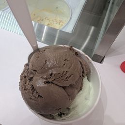 Chocolate Peanut Butter Cup