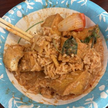 Dalis Lao Thai Cafe - Penang Curry with tofu - Thai Near Me - Sanford, Florida