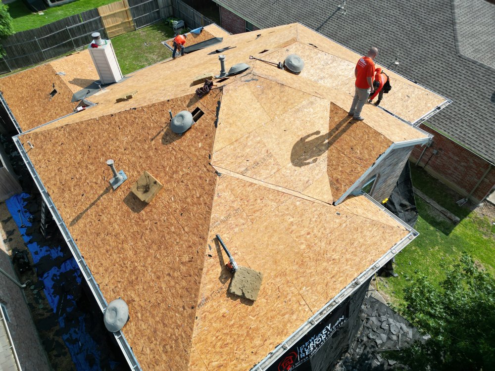 Slide of DFW Turnkey Restoration