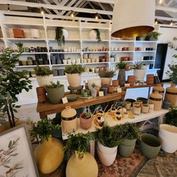 Potomac Garden Center - Decor