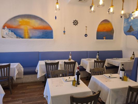 Mythos Greek Taverna by null