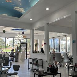 Douce Mains Nails Lounge