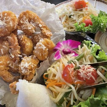 Siam Thai Eatery - Crisp coconut shrimp and papaya salad - Thai Near Me - Chicago, Illinois