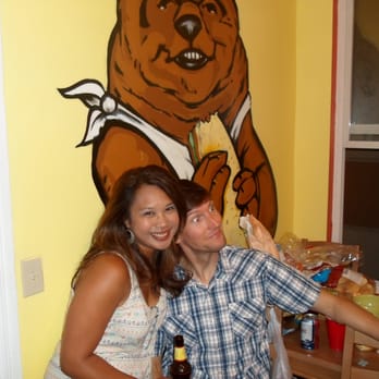 ITH San Diego Adventure Hostel - The dining room bear - Hostels Near Me - San Diego, California