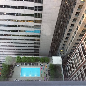 215 West Apartments - Apartments Near Me - Chicago, Illinois
