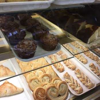 Matos Bakery - Bakeries Near Me - Pawtucket, Rhode Island