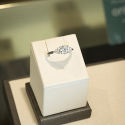 Bay Area Diamond Company - Green Bay