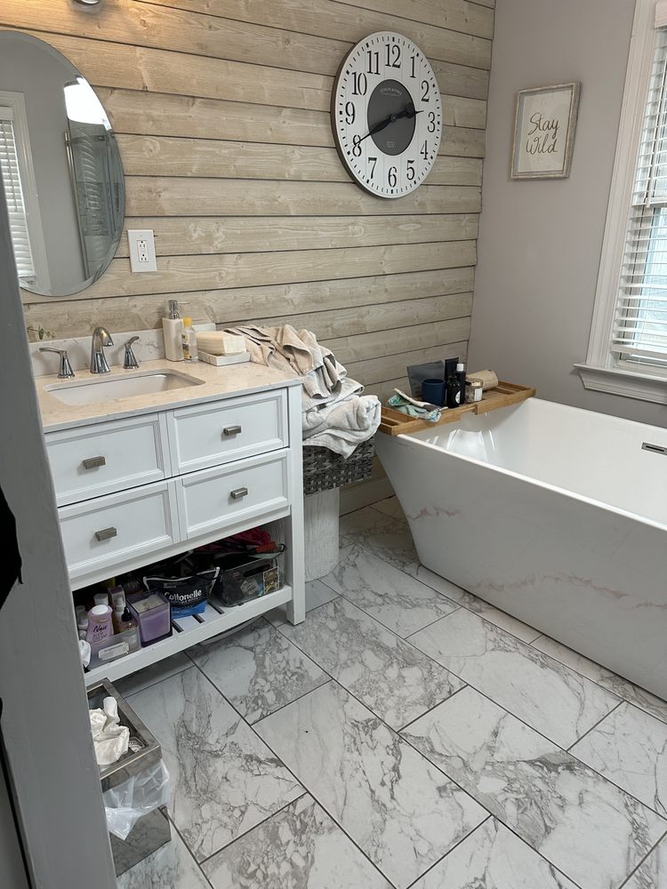 Slide of L&L General Contractor