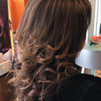 De Design Beauty Salon - Hair Salons Near Me - Millbrae, California De Design Beauty Salon - Hair Salons Near Me - Millbrae, California