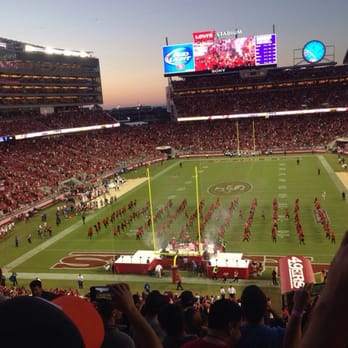 Levi's Stadium - Snoop Dogg during half time! What a great surprise!! - Stadiums & Arenas Near Me - Santa Clara, California Levi's Stadium - Snoop Dogg during half time! What a great surprise!! - Stadiums & Arenas Near Me - Santa Clara, California