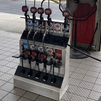 Valvoline Instant Oil Change - Different oil types - Oil Change Stations Near Me - Miami, Florida Valvoline Instant Oil Change - Different oil types - Oil Change Stations Near Me - Miami, Florida