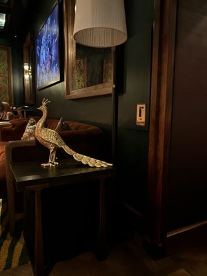 Pluma Lounge by null