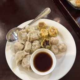 Dumpling platter Dumpling platter