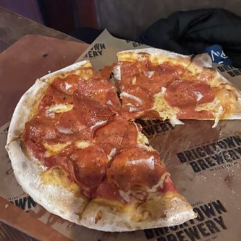 Bricktown Brewery - Pepperoni pizza- YUMMMM - American Near Me - Fort Smith, Arkansas Bricktown Brewery - Pepperoni pizza- YUMMMM - American Near Me - Fort Smith, Arkansas