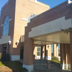 Library of Hattiesburg-Petal-Forrest County - Front entrance