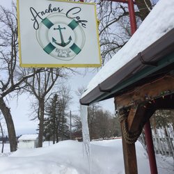 Walleye Dundee's Resort