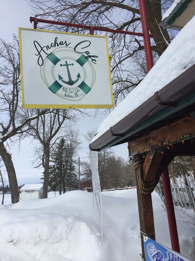 WALLEYE DUNDEE’S RESORT Updated October 2024 11 Photos 550 N Main