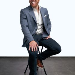Chicago Dental Studio - Meet Dr. Nathan Hoffman, Lead Dentist, Founder of The Chicago Dental Studio, and Hoffman Cosmetics.