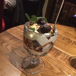 The Barton Arms - Some sort of brownie Sunday. Not unpleasant