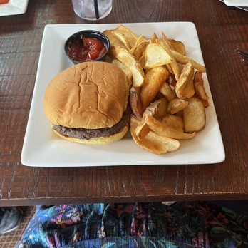 Cock 'n Bull Restaurant - American Near Me - Lahaska, Pennsylvania Cock 'n Bull Restaurant - American Near Me - Lahaska, Pennsylvania