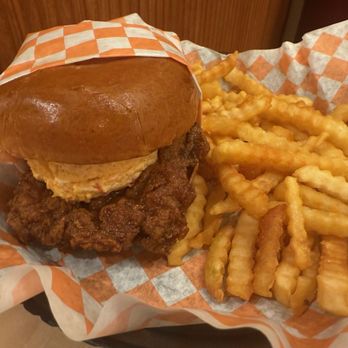 Minnie Bird - Ice Cream & Frozen Yogurt Near Me - Oak Brook, Illinois
