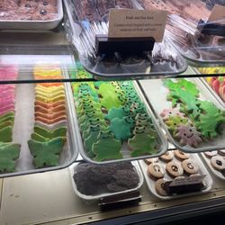 Corner Bakery - Cookies