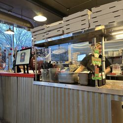Courthouse Pizzeria - Inside
