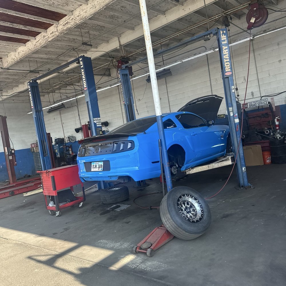 Ken Grody Ford - Service bay - Car Dealers Near Me - Redlands, California Ken Grody Ford - Service bay - Car Dealers Near Me - Redlands, California