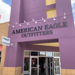 American Eagle Outfitters - Store front