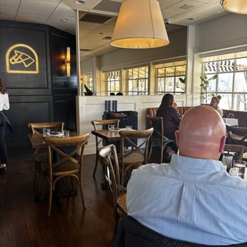 La Bistro - Bars Near Me - Cos Cob, Connecticut La Bistro - Bars Near Me - Cos Cob, Connecticut