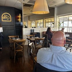 La Bistro