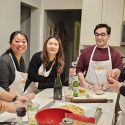 Cozymeal - Cooking team