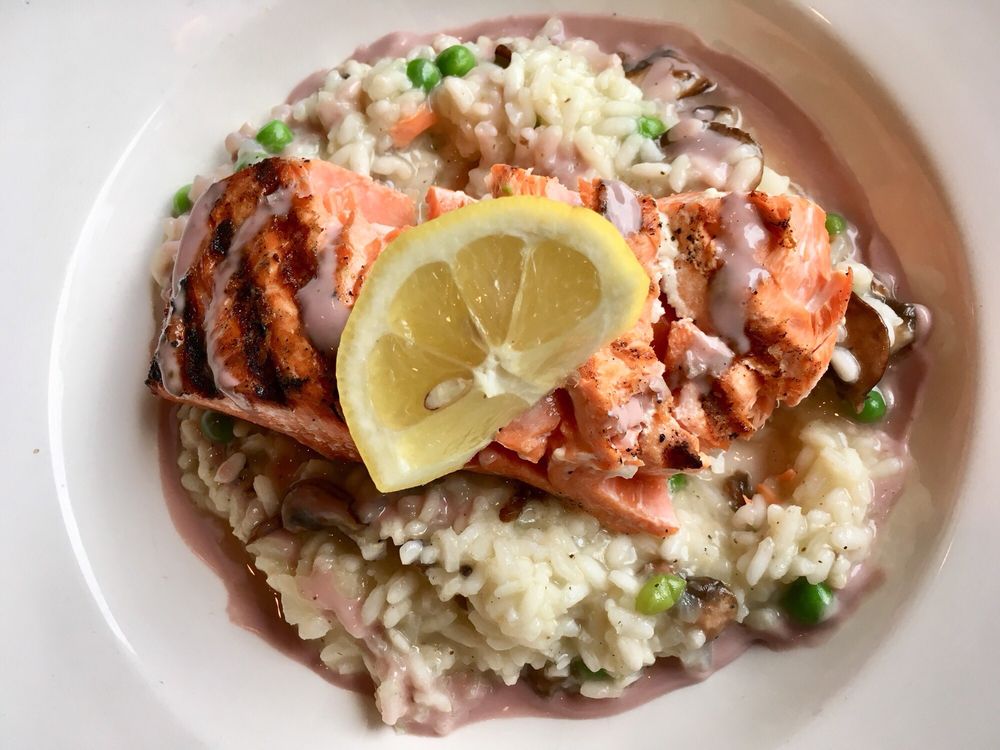 KING SALMON RESTAURANT 65 Photos & 50 Reviews Seafood Mile 238 5