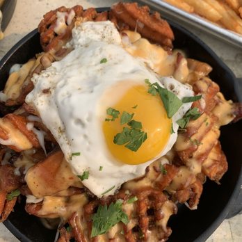Ballast Point Brewing Long Beach - Sweet potato pork belly fries - Breweries Near Me - Long Beach, California Ballast Point Brewing Long Beach - Sweet potato pork belly fries - Breweries Near Me - Long Beach, California