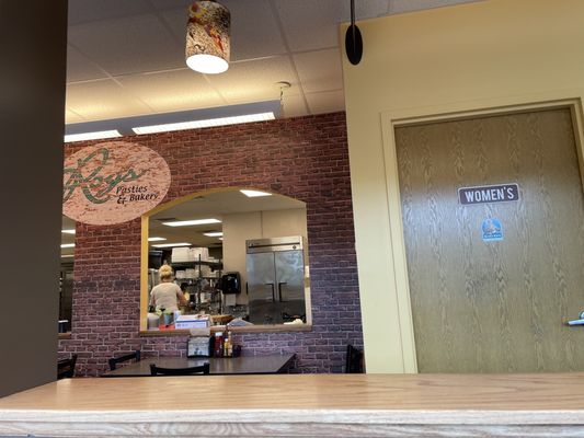 Roy's Pasties & Bakery by null