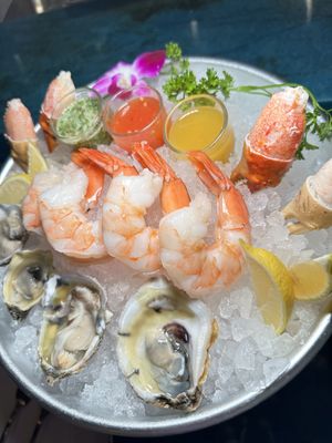 Weera Thai Food - Town square by null