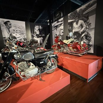 Graceland - Museums Near Me - Memphis, Tennessee Graceland - Museums Near Me - Memphis, Tennessee