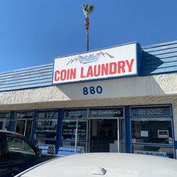 Valley Coin Laundry - Laundry mat on Mollison