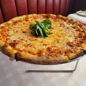 Velma Tavern - American Near Me - Ridgewood, New York