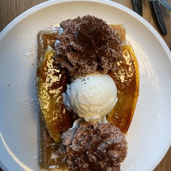 Nero Waffles - Banella brûlée - Waffles Near Me - Vancouver, British Columbia