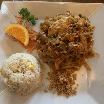 Doral Thai Restaurant - Pad Thai - Thai Near Me - Miami, Florida