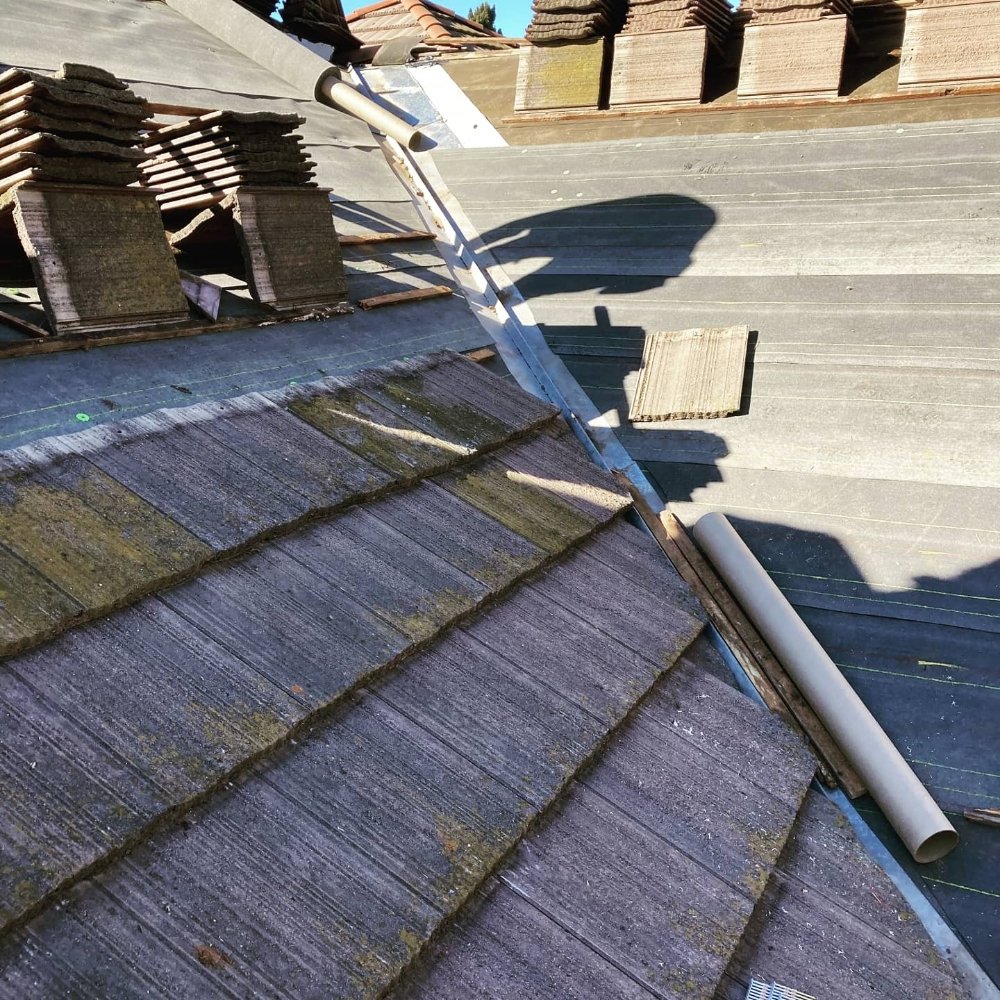 Slide of Lopez Roofing