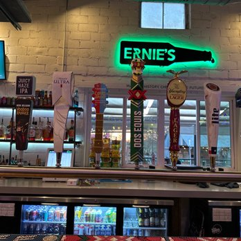 Ernie's Patio Bar - a bar with a neon sign - Bars Near Me - Cibolo, Texas