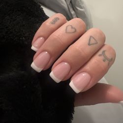 Angel Nails - French tip. Dip powder with tips