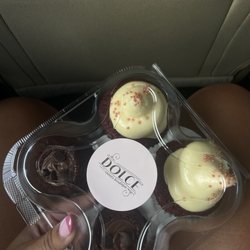 Dolce Cupcake - Red velvet and chocolate cupcakes