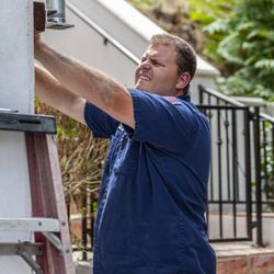 Kayvon Plumbers & Electricians