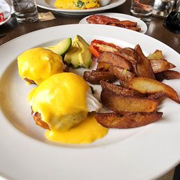 Crab Cake Benedict Crab Cake Benedict