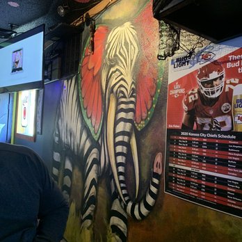 Crazy Craig's Cheeky Monkey Bar - Sports Bars Near Me - Branson, Missouri