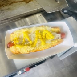 Wing Dawgz - Sauerkraut hotdog