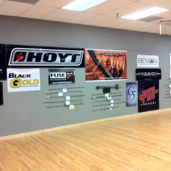 Fox Valley Archery - Splitting arrows! - Outdoor Gear Near Me - West Dundee, Illinois